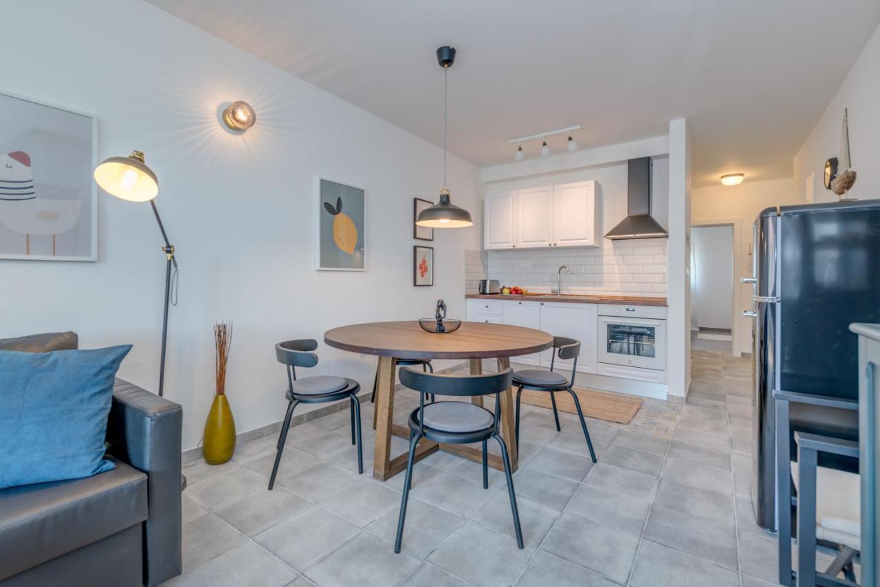 New And Chic Place Near Old Town Of Trogir Extérieur photo