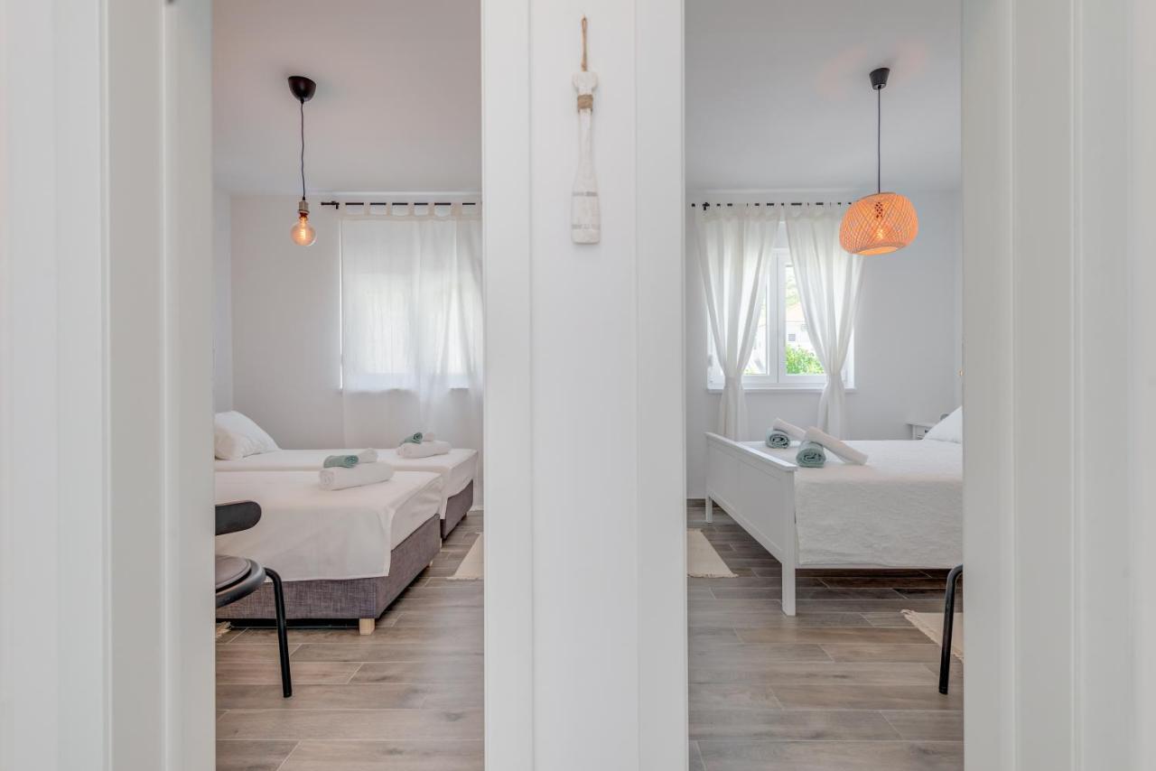 New And Chic Place Near Old Town Of Trogir Extérieur photo