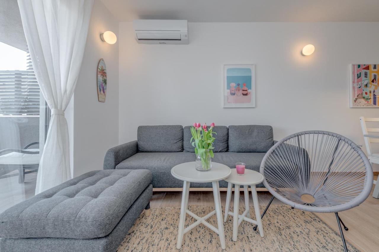 New And Chic Place Near Old Town Of Trogir Extérieur photo