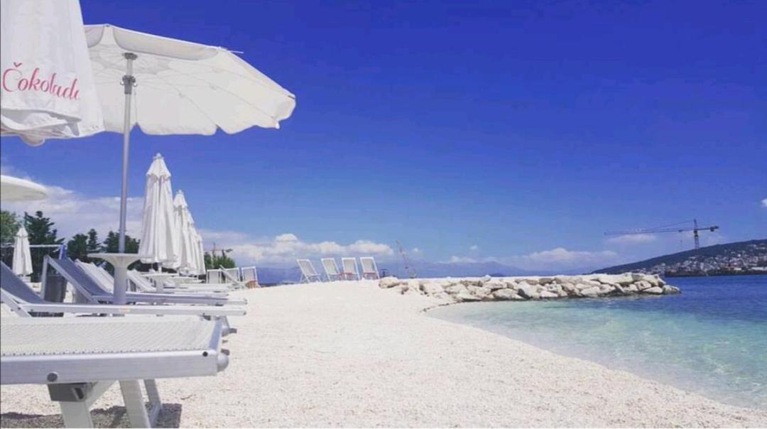 New And Chic Place Near Old Town Of Trogir Extérieur photo